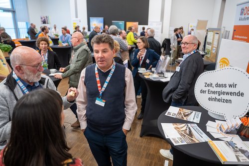 Das Foto zeigt einen Teil der Fachausstellung beim Herbstforum Altbau 2025.